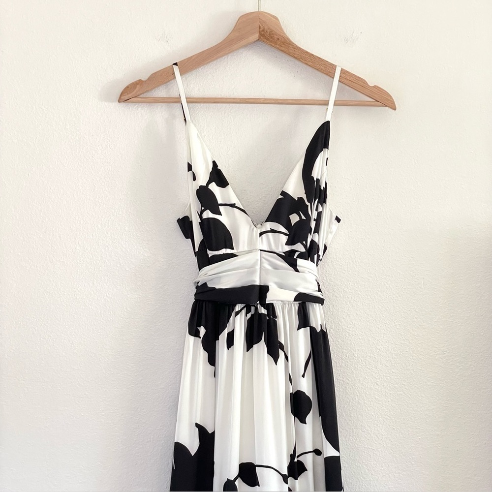 Anthropologie Hutch Guthrie Floral Satin Ruffle Hem Maxi Dress Black White 0 - Picture 7 of 16